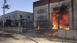 İzmir Torbalı'da fabrika yangını